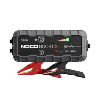 Vista del NOCO Boost GB50 con diseño compacto, carcasa robusta y pinzas de arranque de alta precisión.